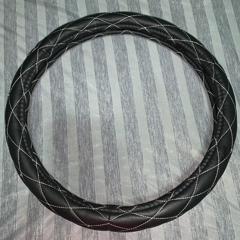 Black steering wheel cover with rhinestones